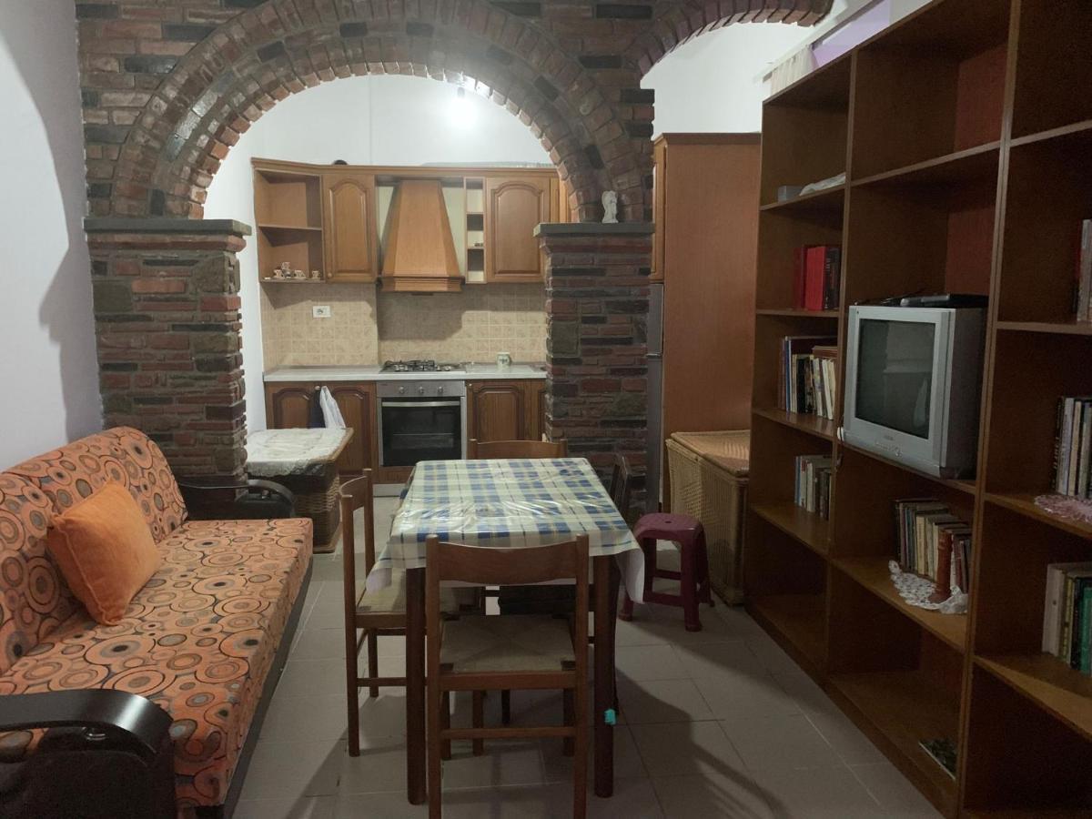 Apartement City Center Berat Extérieur photo